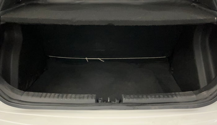 2018 Hyundai Elite i20 MAGNA EXECUTIVE 1.2, Petrol, Manual, 66,871 km, Boot Inside