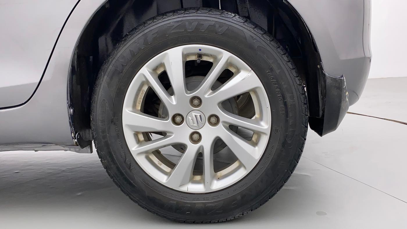 2012 Maruti Swift ZXI, Petrol, Manual, 65,139 km, Left Rear Wheel