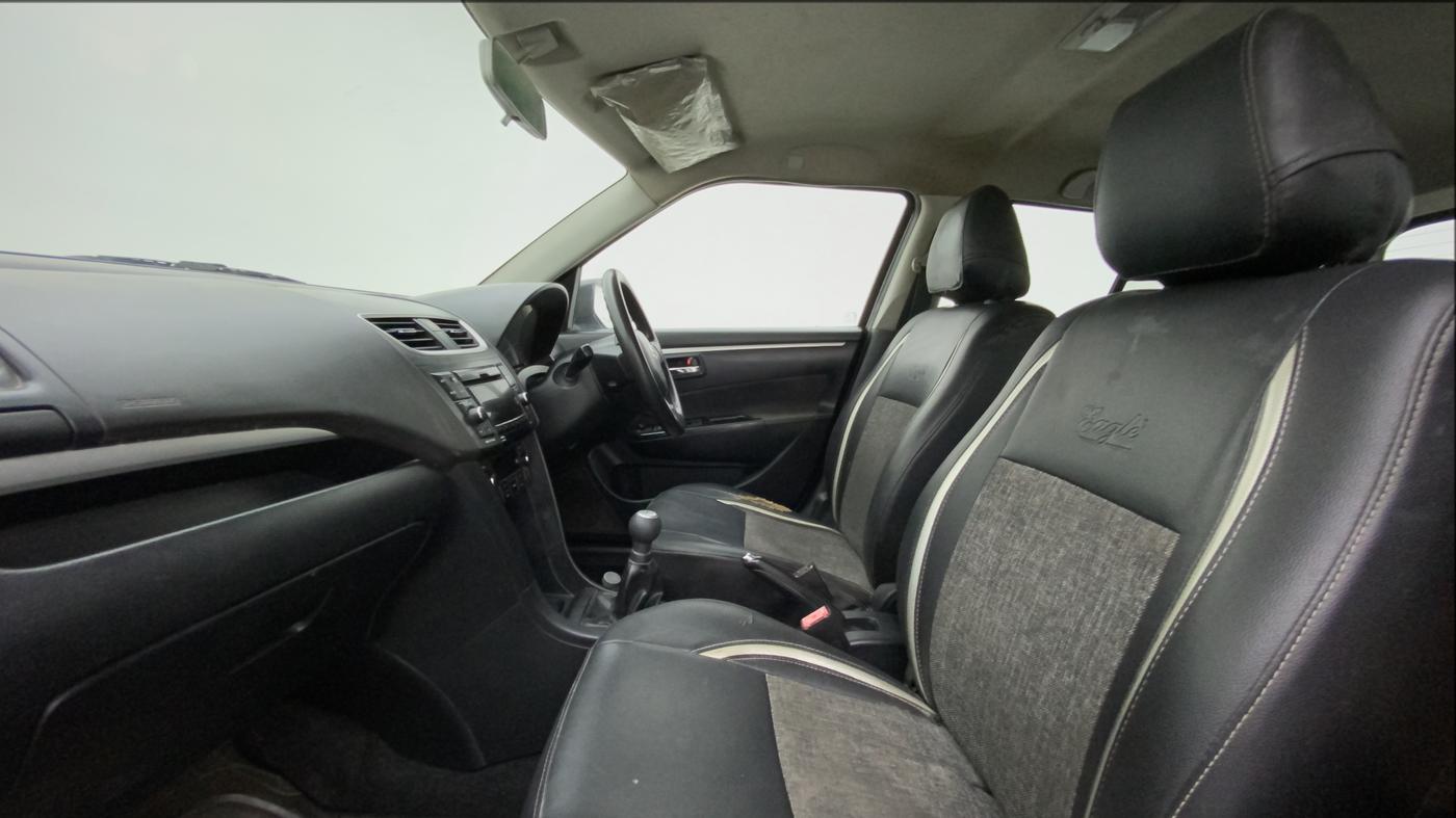 2012 Maruti Swift ZXI, Petrol, Manual, 65,139 km, Right Side Front Door Cabin
