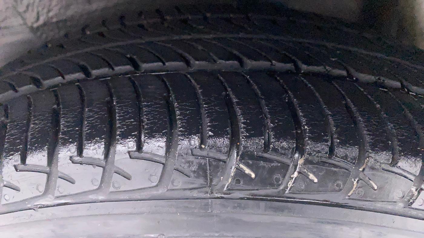 2019 Maruti Celerio VXI d, Petrol, Manual, 16,747 km, Left Rear Tyre Tread