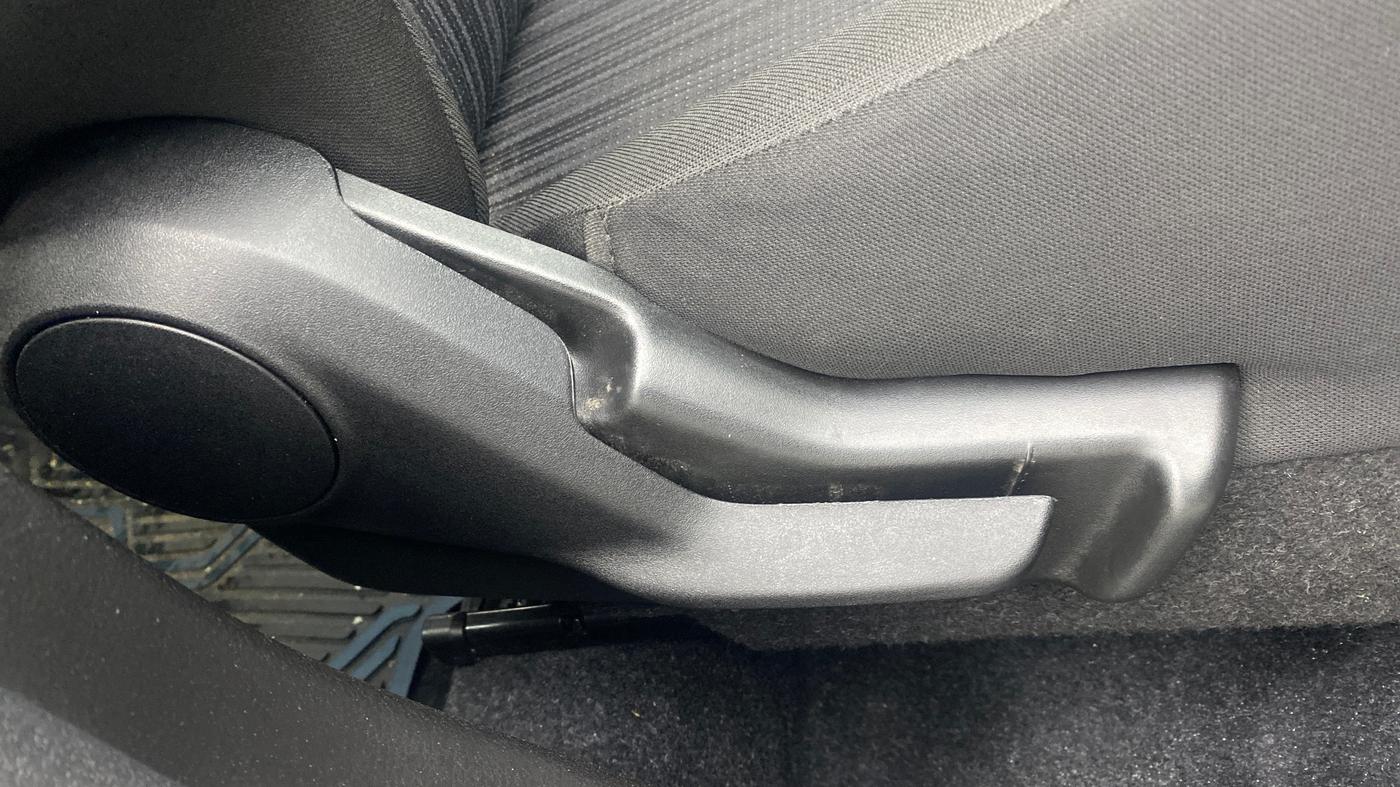 2025 Maruti Baleno DELTA 1.2 AGS, Petrol, Automatic, 7,590 km, Driver Side Adjustment Panel