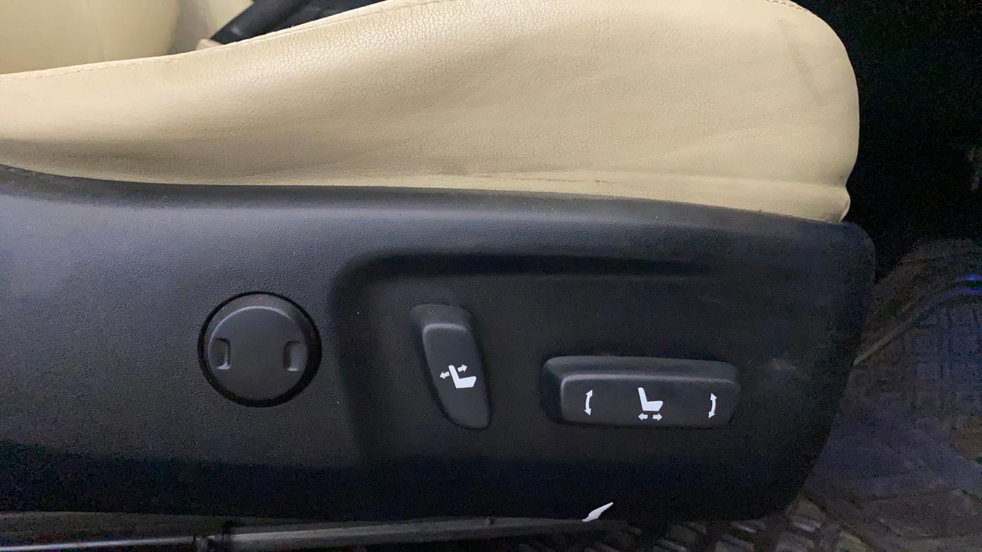 2018 Toyota Corolla Altis VL CVT PETROL, Petrol, Automatic, 48,588 km, Driver Side Adjustment Panel