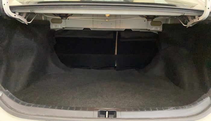 2018 Toyota Corolla Altis VL CVT PETROL, Petrol, Automatic, 48,588 km, Boot Inside