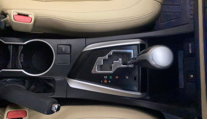 2018 Toyota Corolla Altis VL CVT PETROL, Petrol, Automatic, 48,588 km, Gear Lever