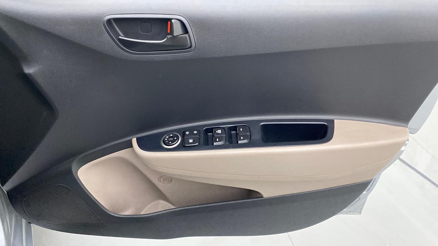 2019 Hyundai Grand i10 MAGNA 1.2 KAPPA VTVT, Petrol, Manual, 56,846 km, Driver Side Door Panels Control