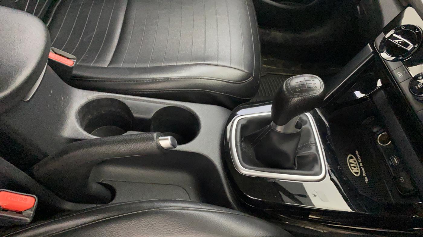 2019 KIA SELTOS HTK PLUS 1.5, Petrol, Manual, 41,237 km, Gear Lever