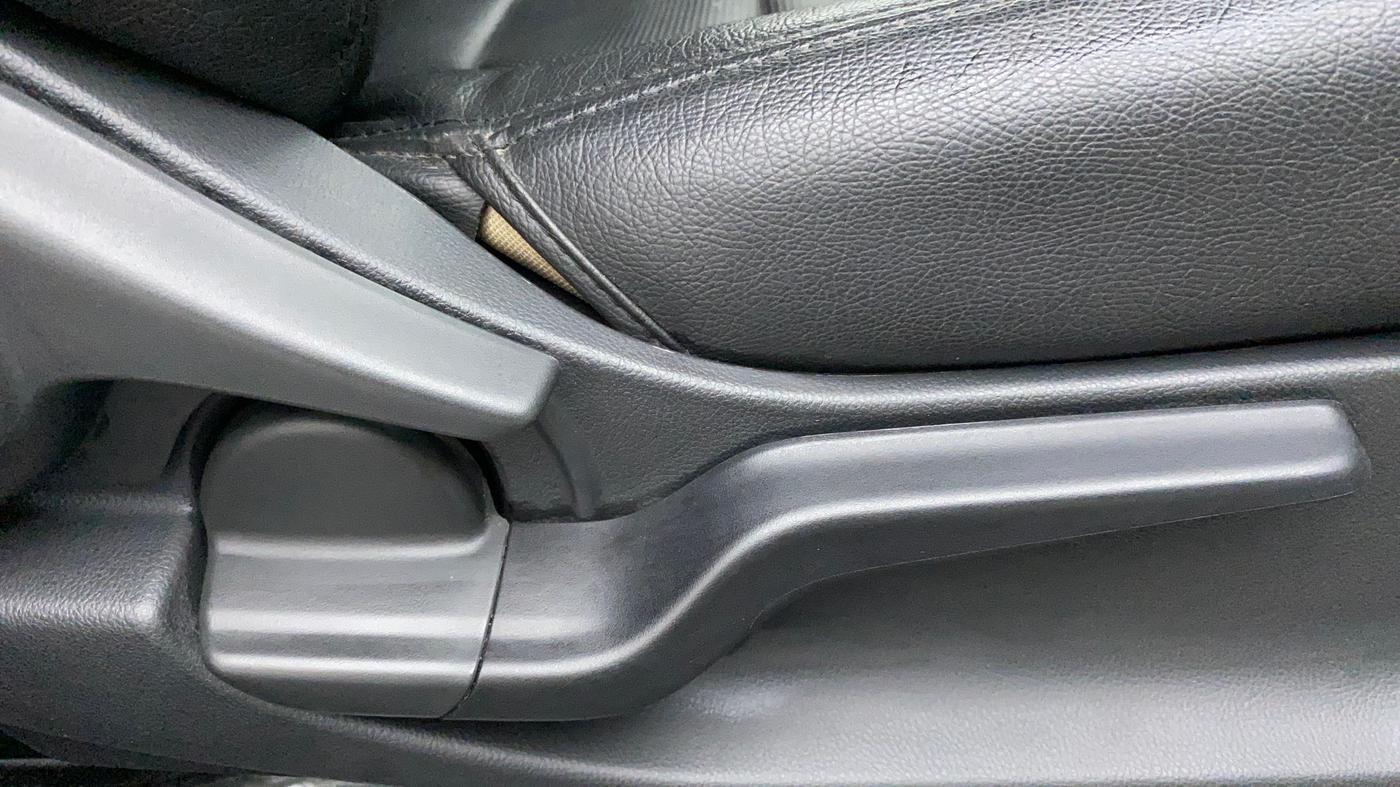 2018 Honda Amaze 1.2L I-VTEC V, Petrol, Manual, 20,187 km, Driver Side Adjustment Panel