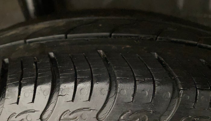 2018 Honda Amaze 1.2L I-VTEC V, Petrol, Manual, 20,187 km, Right Rear Tyre Tread