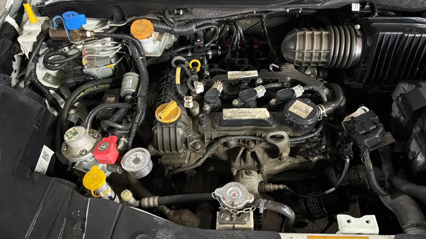 2021 Tata ALTROZ XE PETROL, CNG, Manual, 48,716 km, Engine View - Right