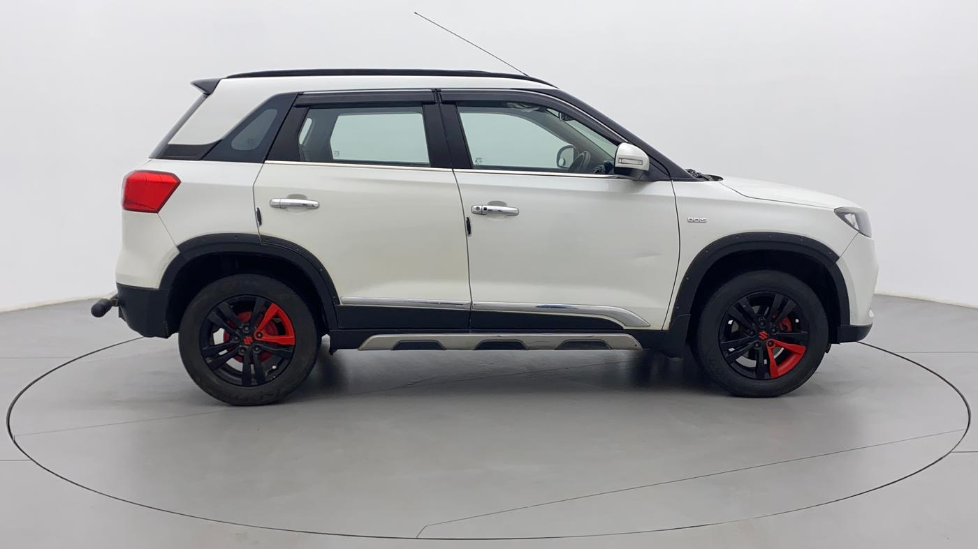 2018 Maruti Vitara Brezza ZDI PLUS, Diesel, Manual, 95,697 km, Right Side View