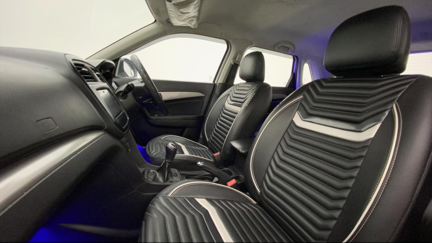 2018 Maruti Vitara Brezza ZDI PLUS, Diesel, Manual, 95,697 km, Right Side Front Door Cabin