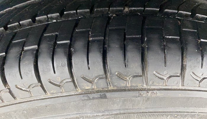 2015 Maruti Celerio VXI AMT, Petrol, Automatic, 38,237 km, Left Rear Tyre Tread