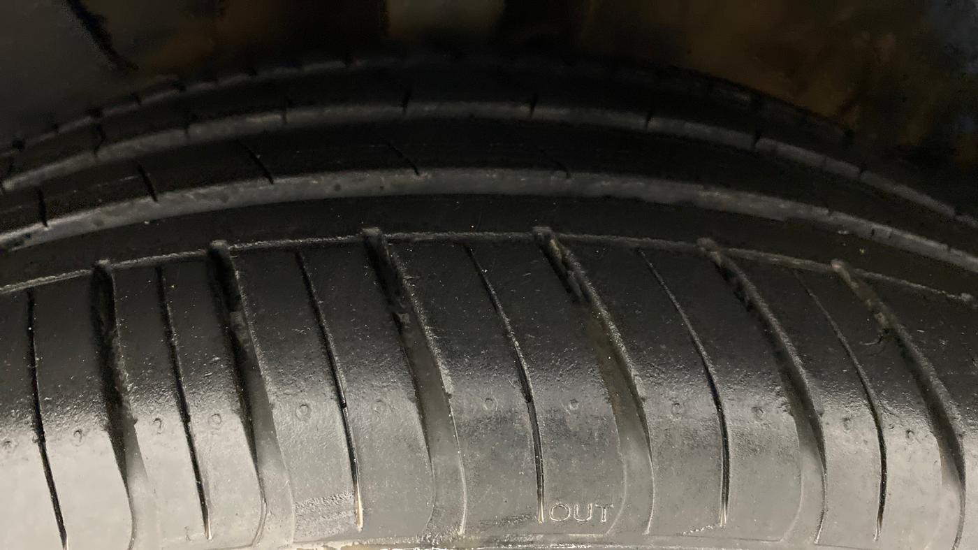 2018 Hyundai New Elantra 2.0 SX(O) AT PETROL, Petrol, Automatic, 32,646 km, Left Front Tyre Tread