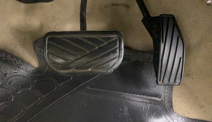 2017 Maruti Dzire ZXI PLUS AMT, Petrol, Automatic, 40,229 km, Pedals