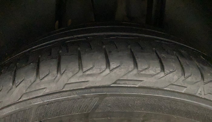 2019 Volkswagen T-ROC 1.5 TSI AT, Petrol, Automatic, 1,34,626 km, Left Rear Tyre Tread