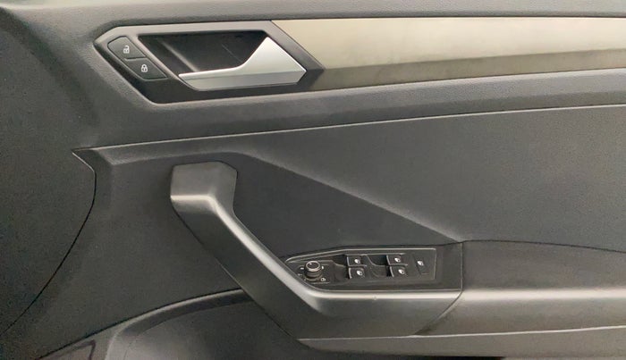2019 Volkswagen T-ROC 1.5 TSI AT, Petrol, Automatic, 1,34,626 km, Driver Side Door Panels Control