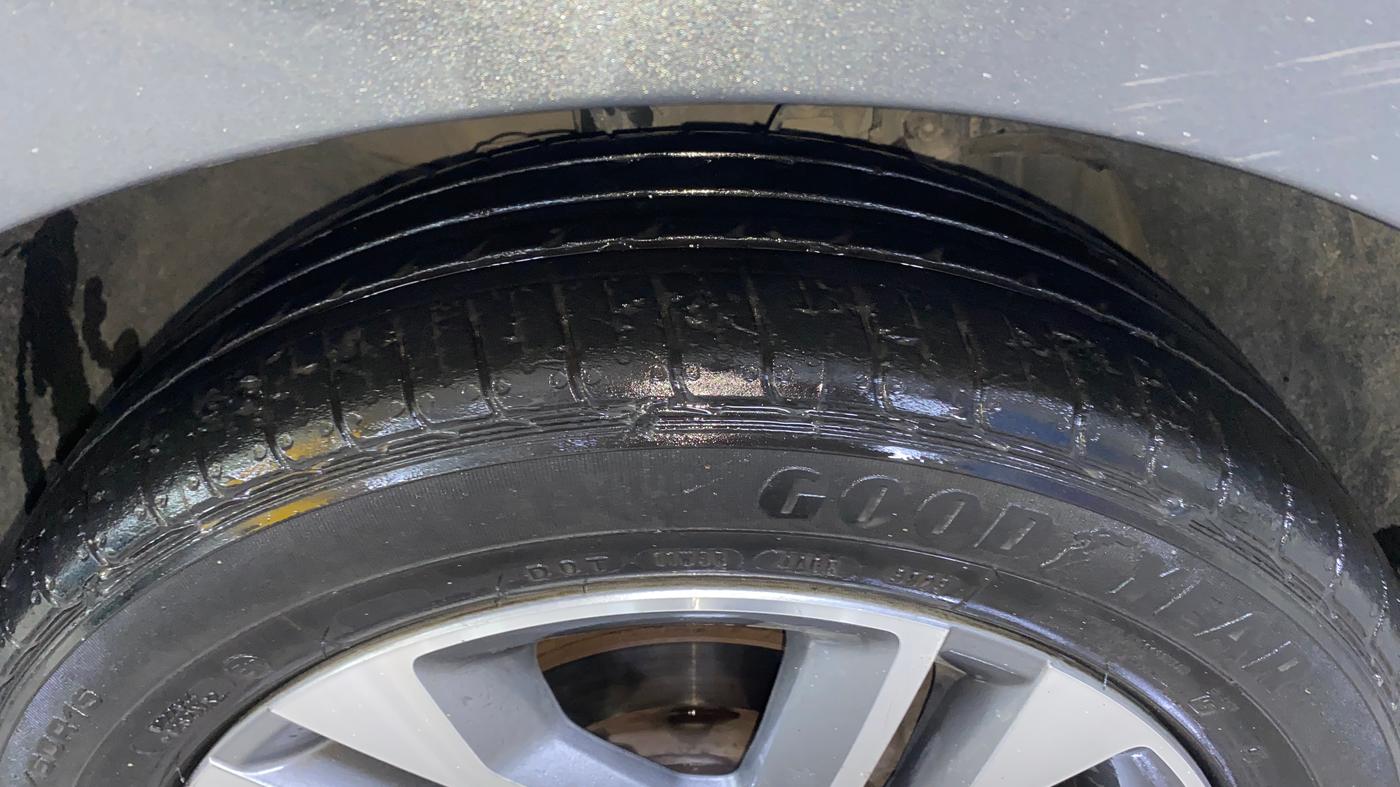 2023 Tata TIGOR XZ PLUS PETROL, Petrol, Manual, 27,532 km, Right Front Tyre Tread