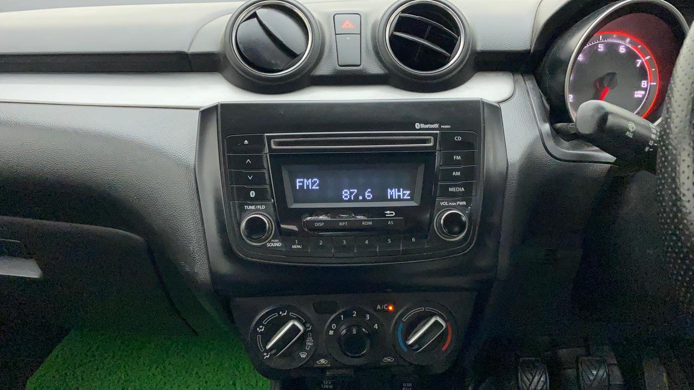 2018 Maruti Swift VXI, Petrol, Manual, 74,371 km, Air Conditioner