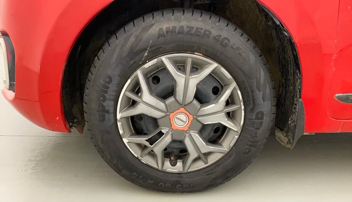 2018 Maruti Swift VXI, Petrol, Manual, 74,371 km, Left Front Wheel