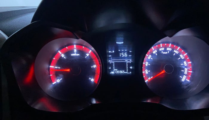 2021 Mahindra XUV300 W6 1.5 Sunroof Diesel, Diesel, Manual, 1,35,953 km, Odometer Image