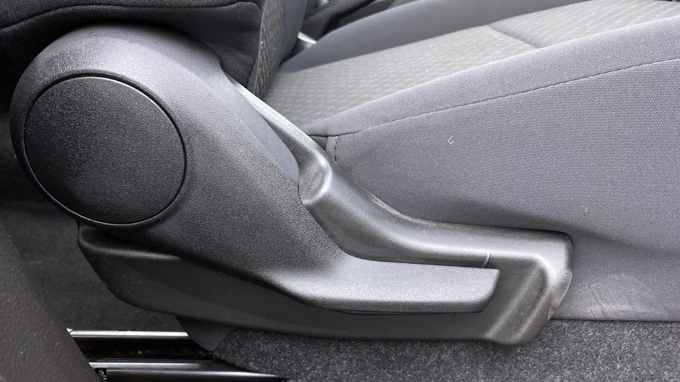 2022 Maruti Celerio VXI CNG, CNG, Manual, 1,457 km, Driver Side Adjustment Panel