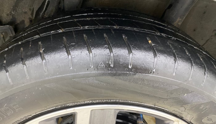 2023 Hyundai Verna SX(O) 1.5 MPI IVT , Petrol, Automatic, 63,704 km, Left Rear Tyre Tread