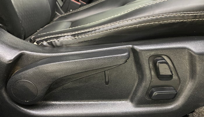 2023 Hyundai Verna SX(O) 1.5 MPI IVT , Petrol, Automatic, 63,704 km, Driver Side Adjustment Panel