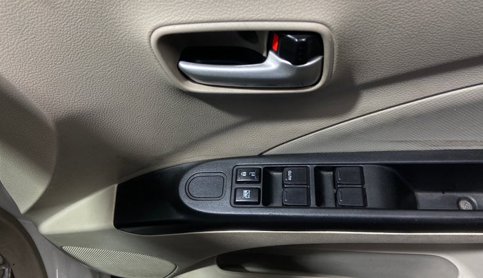 2018 Maruti Celerio VXI AMT, Petrol, Automatic, 27,267 km, Driver Side Door Panels Control