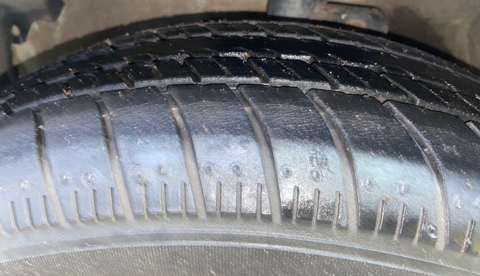 2018 Maruti Celerio VXI AMT, Petrol, Automatic, 27,267 km, Left Front Tyre Tread