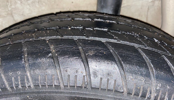 2018 Maruti Celerio VXI AMT, Petrol, Automatic, 27,267 km, Left Rear Tyre Tread