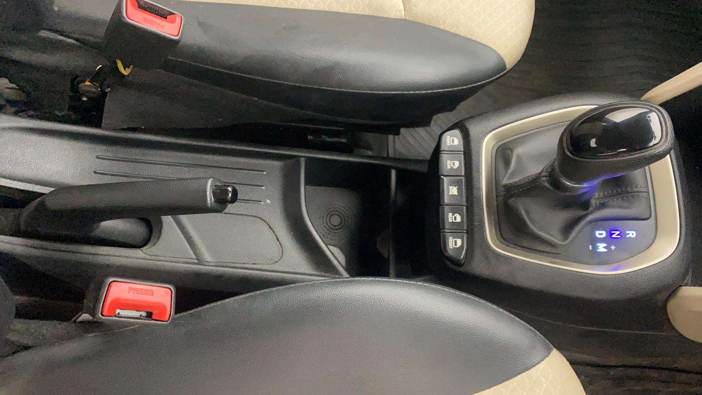 2021 Hyundai NEW SANTRO SPORTZ AMT, Petrol, Automatic, 18,461 km, Gear Lever