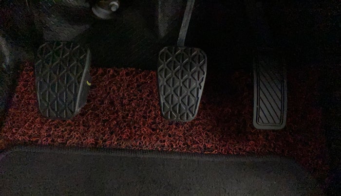 2020 Ford New Figo TITANIUM BLU 1.2 PETROL, Petrol, Manual, 11,383 km, Pedals