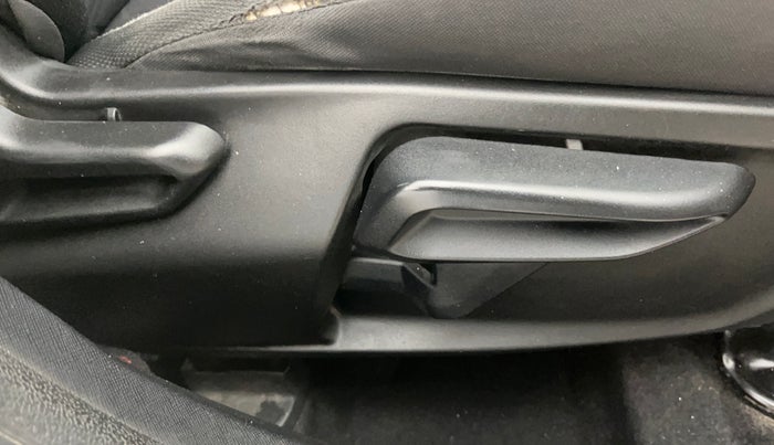 2021 Tata NEXON XZA PLUS (O) PETROL, Petrol, Automatic, 61,447 km, Driver Side Adjustment Panel