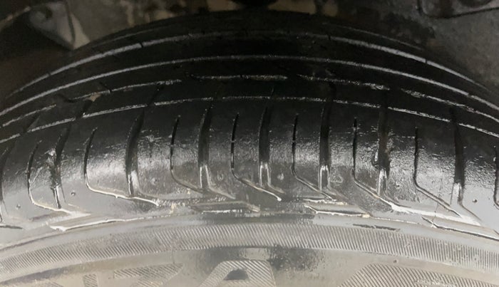 2021 Tata NEXON XZA PLUS (O) PETROL, Petrol, Automatic, 61,447 km, Right Rear Tyre Tread