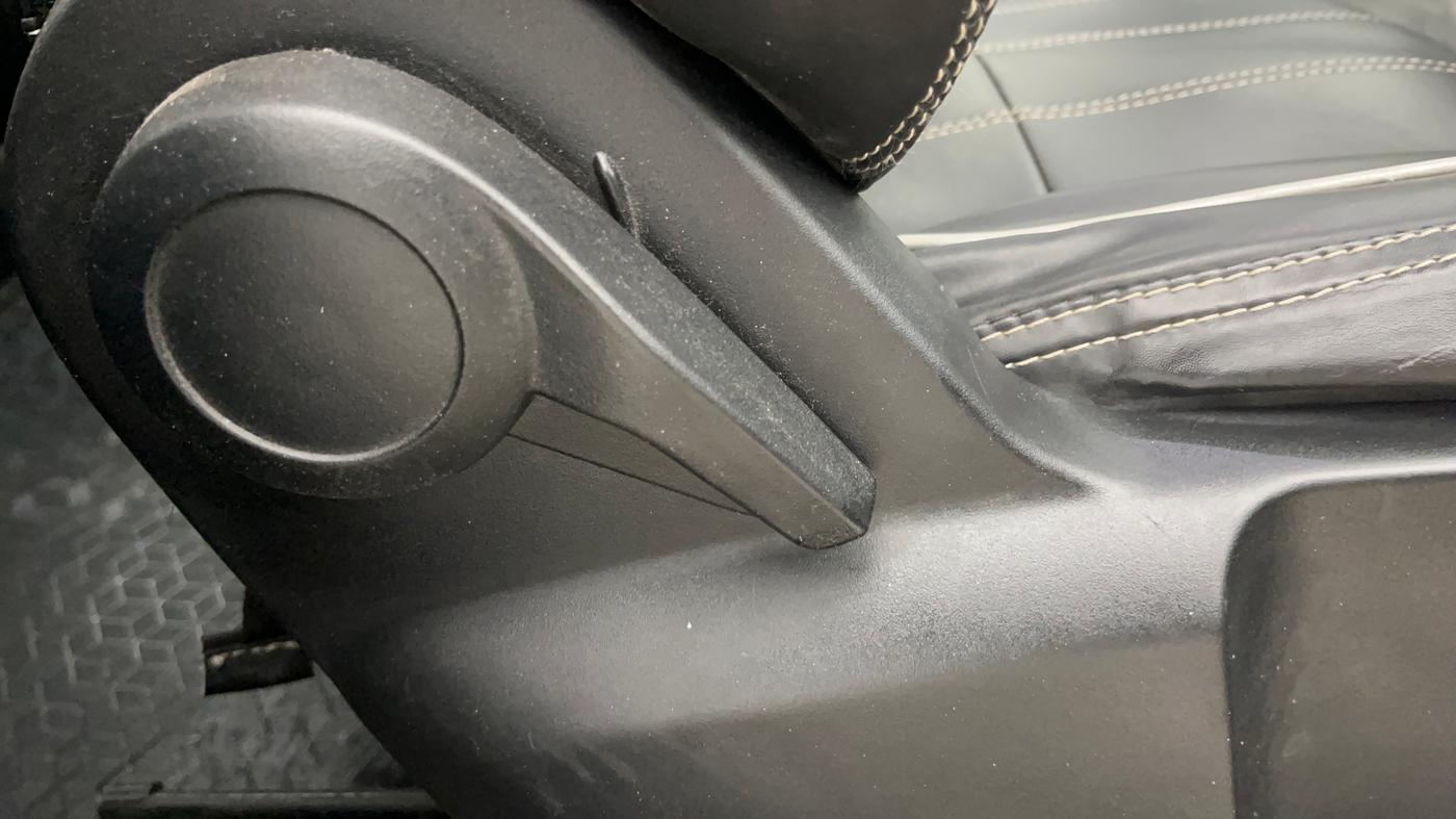 2021 Tata PUNCH ADVENTURE MT, Petrol, Manual, 38,816 km, Driver Side Adjustment Panel