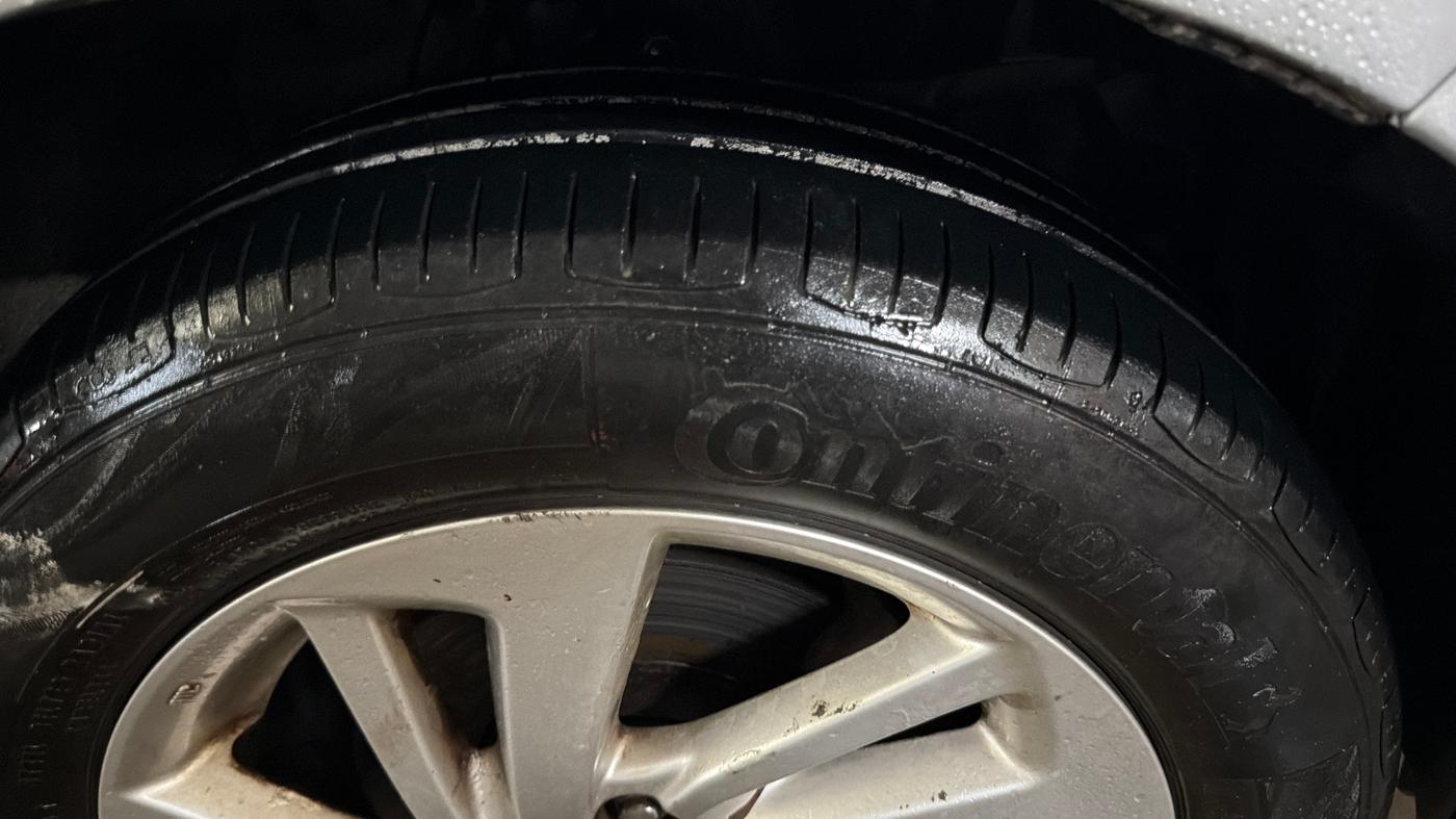 2015 Honda Jazz 1.2L I-VTEC VX, Petrol, Manual, 57,110 km, Right Front Tyre Tread
