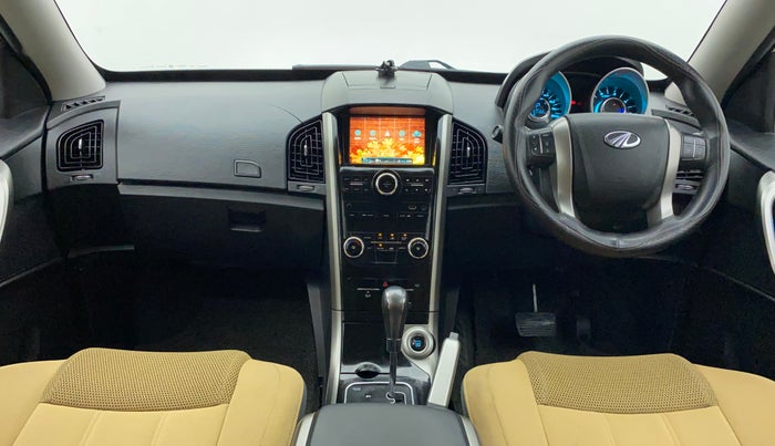 2019 Mahindra XUV500 W7 AT, Diesel, Automatic, 67,102 km, Dashboard
