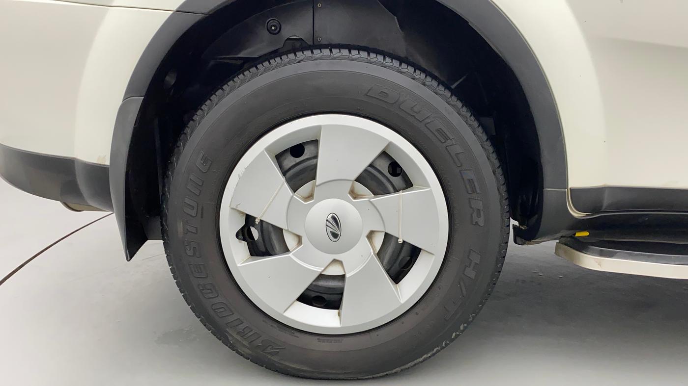 2019 Mahindra XUV500 W7 AT, Diesel, Automatic, 67,102 km, Right Rear Wheel