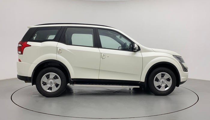 2019 Mahindra XUV500 W7 AT, Diesel, Automatic, 67,102 km, Right Side View
