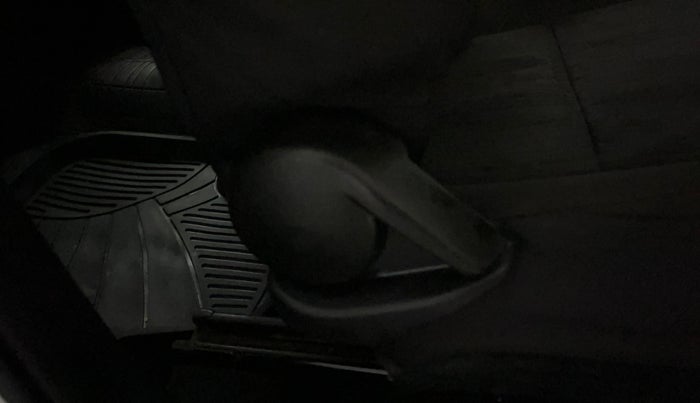 2016 Maruti Baleno DELTA PETROL 1.2, Petrol, Manual, 73,601 km, Driver Side Adjustment Panel