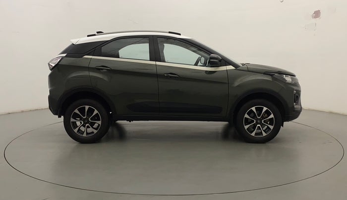 2021 Tata NEXON XZA PLUS SUNROOF DUAL TONE PETROL, Petrol, Automatic, 10,317 km, Right Side