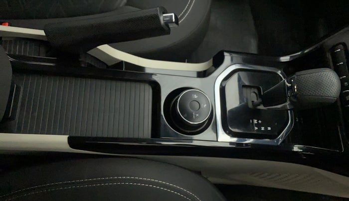 2021 Tata NEXON XZA PLUS SUNROOF DUAL TONE PETROL, Petrol, Automatic, 10,317 km, Gear Lever