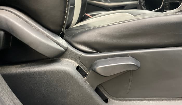 2019 Ford Ecosport TITANIUM 1.5L PETROL, Petrol, Manual, 51,177 km, Driver Side Adjustment Panel