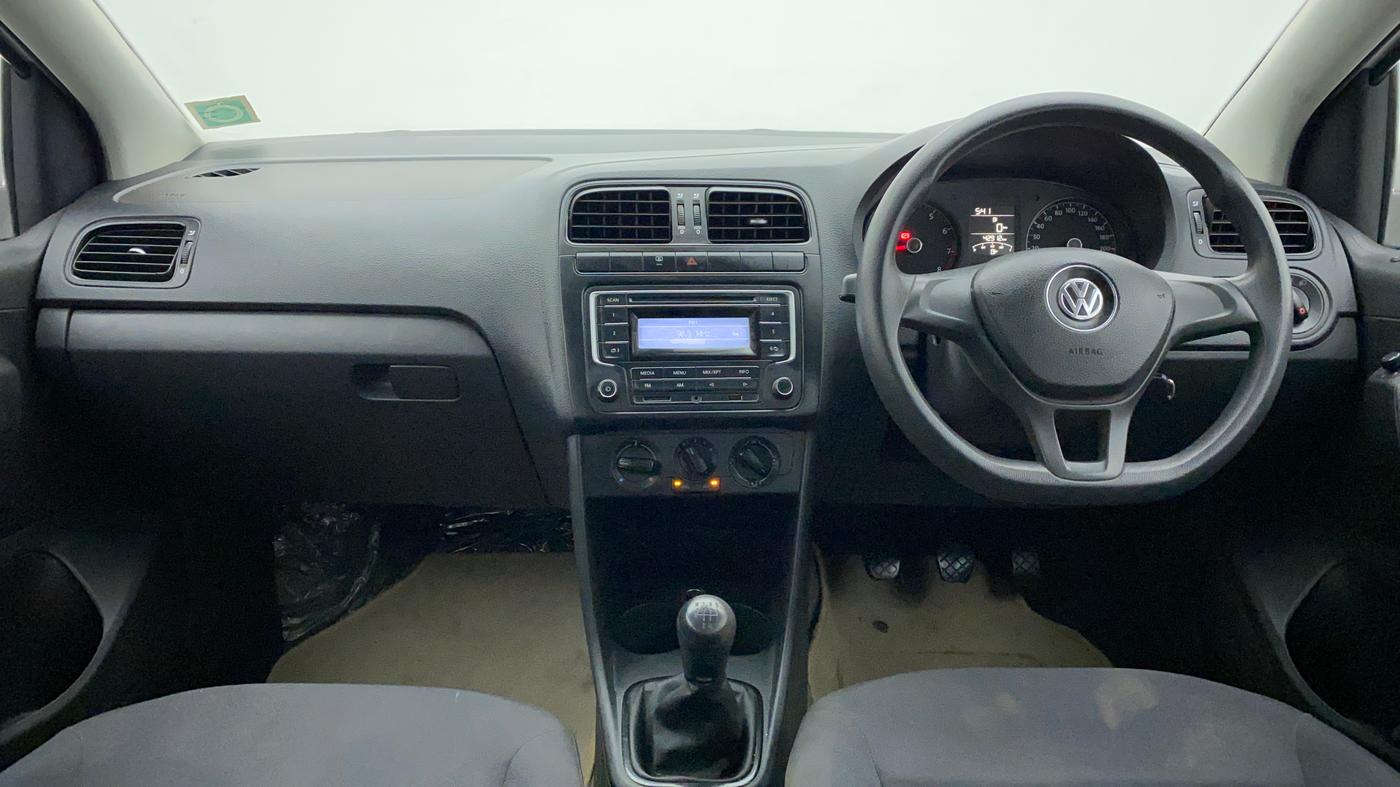 2014 Volkswagen Polo COMFORTLINE 1.2L, Petrol, Manual, 42,912 km, Dashboard