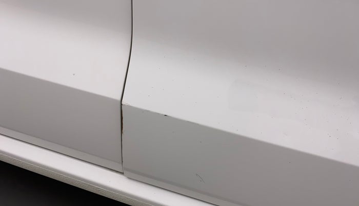 2014 Volkswagen Polo COMFORTLINE 1.2L, Petrol, Manual, 42,912 km, Driver-side door - Slightly rusted