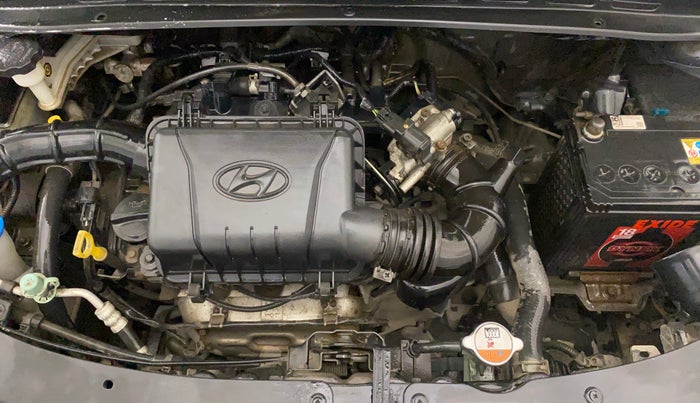 2015 Hyundai i10 MAGNA 1.1, Petrol, Manual, 66,295 km, Engine View