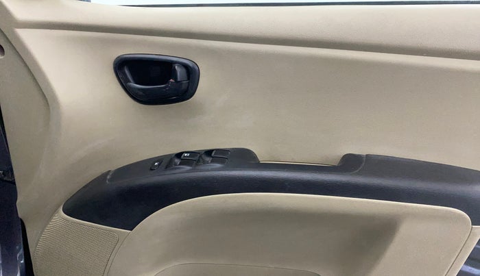 2015 Hyundai i10 MAGNA 1.1, Petrol, Manual, 66,295 km, Driver Side Door Panels Control