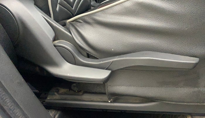 2023 Maruti Grand Vitara DELTA SMART HYBRID, Petrol, Manual, 42,501 km, Driver Side Adjustment Panel