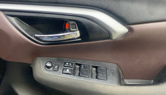 2023 Maruti Grand Vitara DELTA SMART HYBRID, Petrol, Manual, 42,501 km, Driver Side Door Panels Control