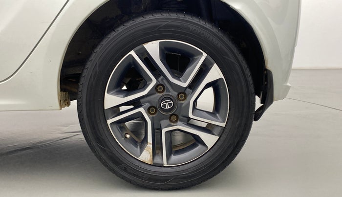2020 Tata Tiago XZ+ 1.2 Revotron, Petrol, Manual, 67,415 km, Left Rear Wheel